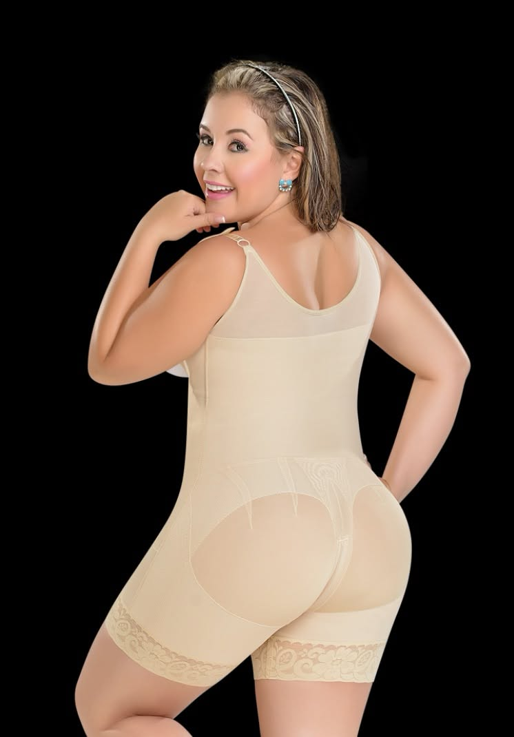 Curvy Full-Body Faja